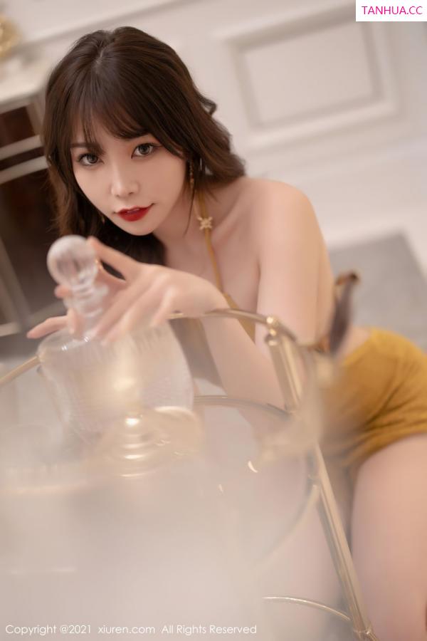 陈芝 芝芝Booty 宅男女神芝芝Booty 橙色耀眼夺目长裙第42张图片